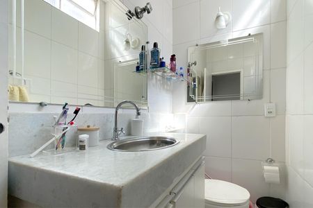 Casa à venda com 62m², 2 quartos e 1 vagaBanheiro