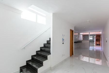 Casa à venda com 100m², 3 quartos e 2 vagasSala