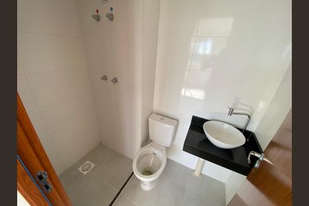 Apartamento para alugar com 36m², 2 quartos e sem vaga Apartamento para alugar com 36m², 2 quartos e sem vagaBanheiro