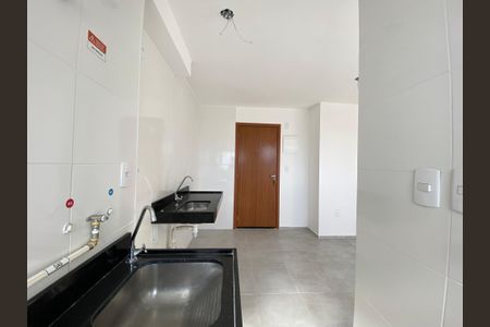 Apartamento para alugar com 36m², 2 quartos e sem vaga Apartamento para alugar com 36m², 2 quartos e sem vagaCozinha e Área de Serviço