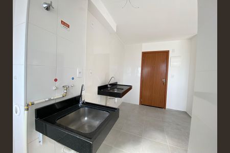 Apartamento para alugar com 36m², 2 quartos e sem vaga Apartamento para alugar com 36m², 2 quartos e sem vagaCozinha e Área de Serviço