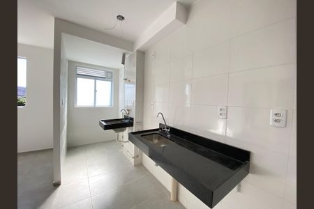 Apartamento para alugar com 36m², 2 quartos e sem vaga Apartamento para alugar com 36m², 2 quartos e sem vagaCozinha e Área de Serviço