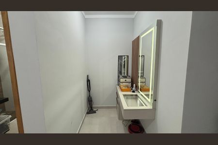 Corredor de casa para alugar com 2 quartos, 145m² em Vila Curuçá, Santo André
