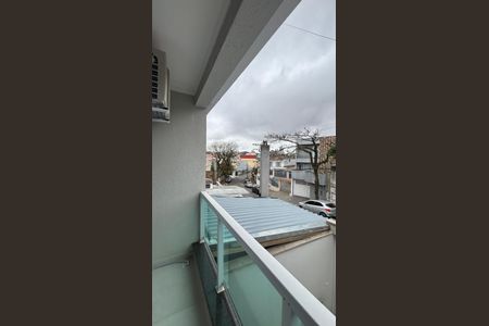 Casa à venda com 145m², 2 quartos e 1 vaga Casa à venda com 145m², 2 quartos e 1 vagaVaranda da Suíte