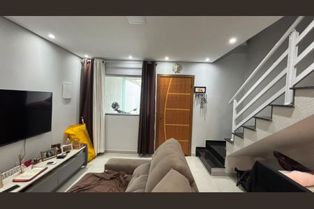 Casa à venda com 145m², 2 quartos e 1 vaga Casa à venda com 145m², 2 quartos e 1 vagaSala