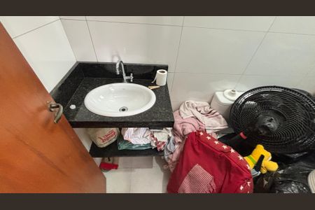 Casa à venda com 145m², 2 quartos e 1 vaga Casa à venda com 145m², 2 quartos e 1 vagaBanheiro da Cobertura