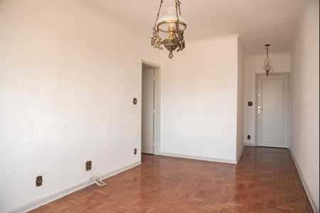 Apartamento à venda com 72m², 2 quartos e 1 vagaSala