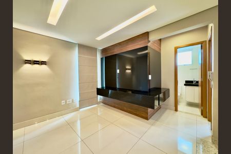 Apartamento à venda com 3 quartos, 129m² em União, Belo Horizonte