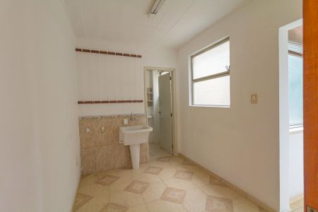 Apartamento à venda com 118m², 3 quartos e 1 vaga Apartamento à venda com 118m², 3 quartos e 1 vagaÁrea de Serviço