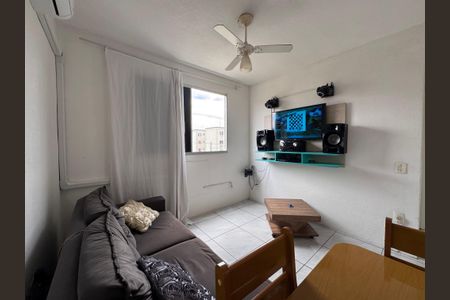 Apartamento à venda com 40m², 2 quartos e 1 vaga Apartamento à venda com 40m², 2 quartos e 1 vagaSala