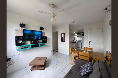Apartamento à venda com 40m², 2 quartos e 1 vaga Apartamento à venda com 40m², 2 quartos e 1 vagaSala