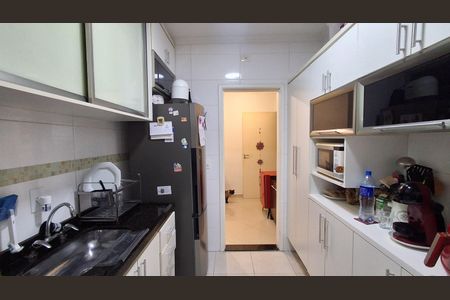 Apartamento à venda com 87m², 3 quartos e 2 vagasCozinha