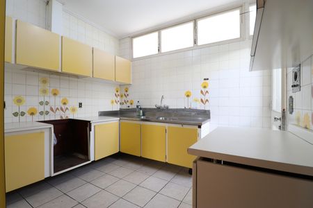 Casa à venda com 208m², 2 quartos e 4 vagasCozinha