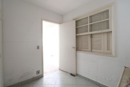 Casa à venda com 208m², 2 quartos e 4 vagasQuarto edicula