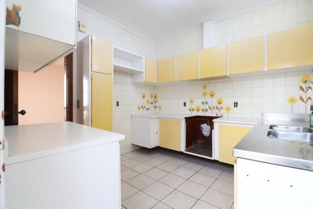 Casa à venda com 208m², 2 quartos e 4 vagasCozinha