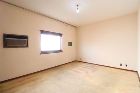 Casa à venda com 208m², 2 quartos e 4 vagasQuarto 2