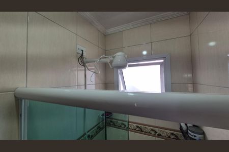 Apartamento à venda com 100m², 2 quartos e 1 vaga Apartamento à venda com 100m², 2 quartos e 1 vagaBanheiro da suíte