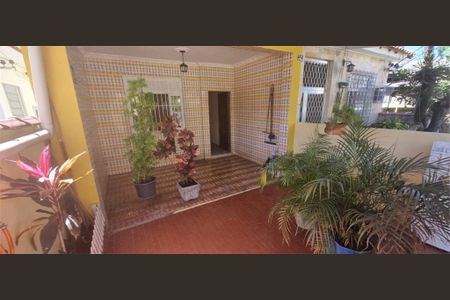 Casa à venda com 60m², 1 quarto e 1 vaga