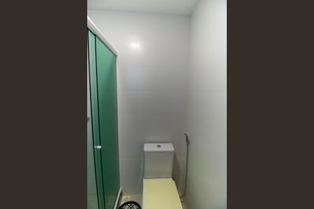 Casa à venda com 450m², 5 quartos e 2 vagas Casa à venda com 450m², 5 quartos e 2 vagasBanheiro da Suíte 5