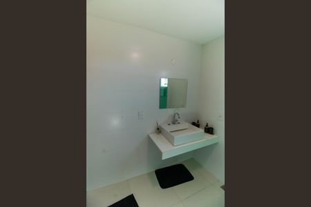 Casa à venda com 450m², 5 quartos e 2 vagas Casa à venda com 450m², 5 quartos e 2 vagasBanheiro da Suíte 1