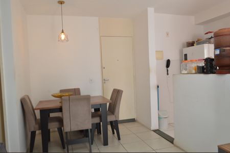 Sala de apartamento à venda com 2 quartos, 46m² em Jacarepaguá, Rio de Janeiro