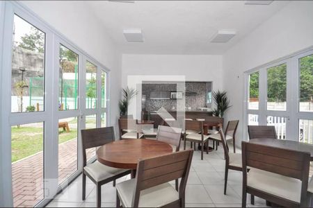 Apartamento à venda com 46m², 2 quartos e 1 vaga Apartamento à venda com 46m², 2 quartos e 1 vagaÁrea comum - Salão de festas