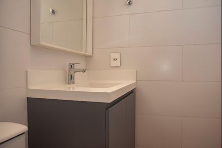 Apartamento à venda com 104m², 2 quartos e 2 vagasBanheiro da Suíte 2