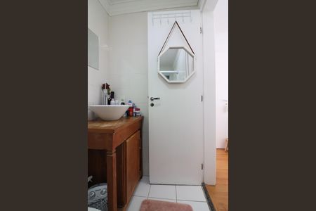 Apartamento à venda com 65m², 3 quartos e 2 vagasSuíte Banheiro