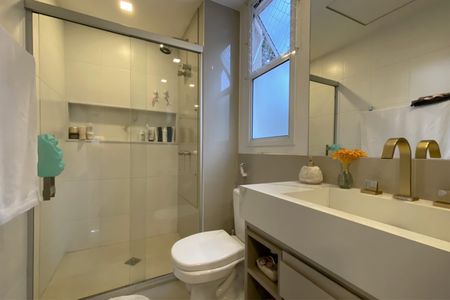 Apartamento à venda com 95m², 3 quartos e 2 vagasBanheiro da Suíte