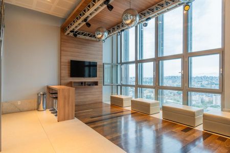 Apartamento à venda com 49m², 1 quarto e 1 vaga Apartamento à venda com 49m², 1 quarto e 1 vagaÁrea comum - Salão de festas