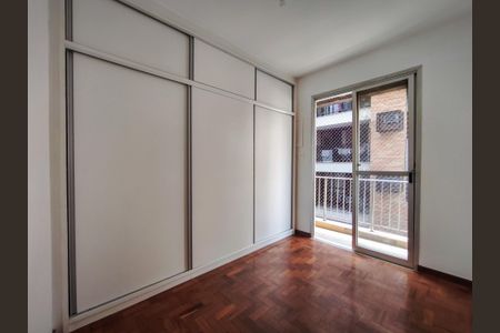 Apartamento à venda com 116m², 3 quartos e 1 vaga Apartamento à venda com 116m², 3 quartos e 1 vagaQuarto 1