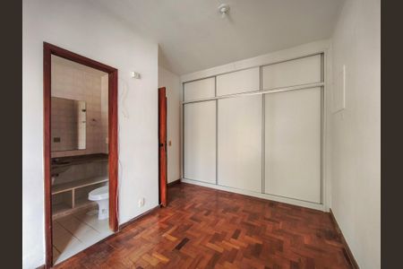 Apartamento à venda com 116m², 3 quartos e 1 vaga Apartamento à venda com 116m², 3 quartos e 1 vagaSuíte