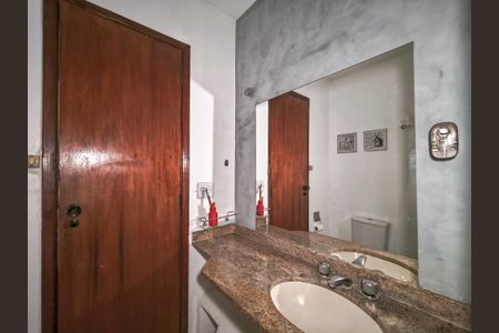 Apartamento à venda com 116m², 3 quartos e 1 vaga Apartamento à venda com 116m², 3 quartos e 1 vagaBanheiro Social