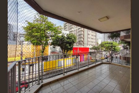 Apartamento à venda com 116m², 3 quartos e 1 vaga Apartamento à venda com 116m², 3 quartos e 1 vagaVaranda da Suíte