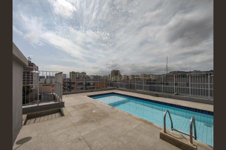 Apartamento à venda com 116m², 3 quartos e 1 vaga Apartamento à venda com 116m², 3 quartos e 1 vagaÁrea comum - Piscina