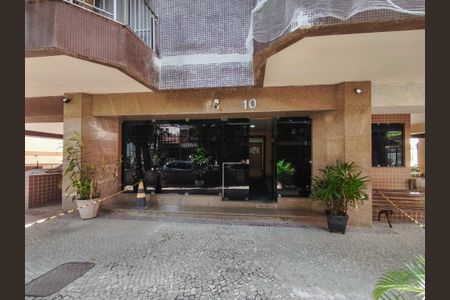 Apartamento à venda com 116m², 3 quartos e 1 vaga Apartamento à venda com 116m², 3 quartos e 1 vagaFachada e Portaria