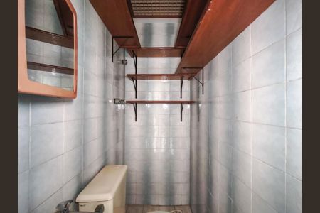 Apartamento à venda com 116m², 3 quartos e 1 vaga Apartamento à venda com 116m², 3 quartos e 1 vagaBanheiro de Serviço