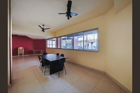 Apartamento à venda com 116m², 3 quartos e 1 vaga Apartamento à venda com 116m², 3 quartos e 1 vagaÁrea comum - Salão de festas