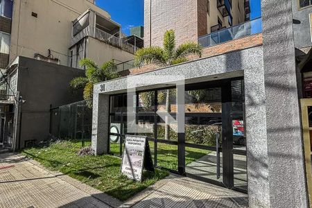 Apartamento para alugar com 78m², 3 quartos e 2 vagas Apartamento para alugar com 78m², 3 quartos e 2 vagasFachada