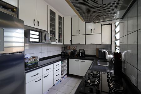Apartamento à venda com 91m², 3 quartos e 2 vagasCozinha