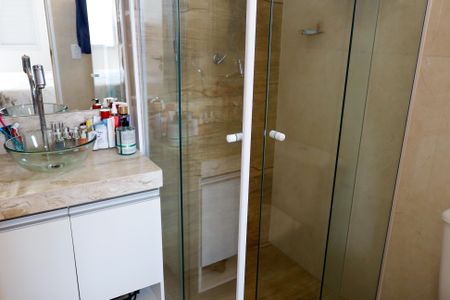Apartamento à venda com 69m², 3 quartos e 2 vagas Apartamento à venda com 69m², 3 quartos e 2 vagasBanheiro da Suíte 3