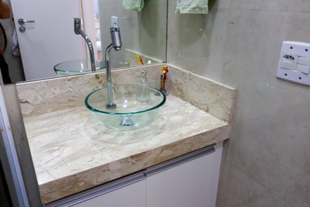 Apartamento à venda com 69m², 3 quartos e 2 vagas Apartamento à venda com 69m², 3 quartos e 2 vagasBanheiro