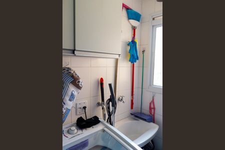Apartamento à venda com 69m², 3 quartos e 2 vagas Apartamento à venda com 69m², 3 quartos e 2 vagasÁrea de Serviço