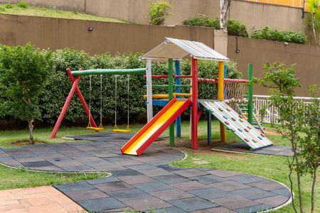 Apartamento à venda com 69m², 3 quartos e 2 vagas Apartamento à venda com 69m², 3 quartos e 2 vagasÁrea comum - Playground