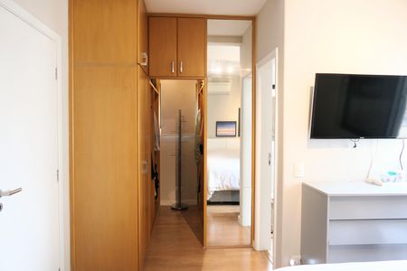 Corredor de apartamento à venda com 3 quartos, 112m² em Cidade Monções, São Paulo
