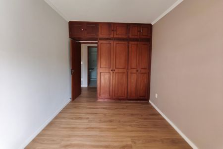 Apartamento à venda com 103m², 3 quartos e 2 vagas Apartamento à venda com 103m², 3 quartos e 2 vagasQuarto 2