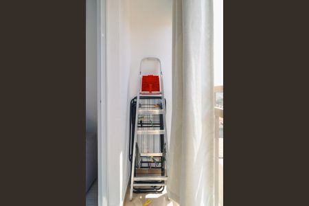 Varanda da Sala de apartamento para alugar com 2 quartos, 49m² em Parque Maria Helena, São Paulo