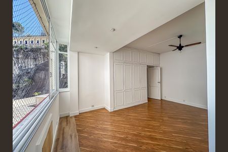 Apartamento à venda com 107m², 2 quartos e sem vagaQuarto 