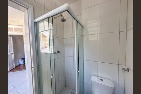 Apartamento à venda com 107m², 2 quartos e sem vagaBanheiro de Serviço