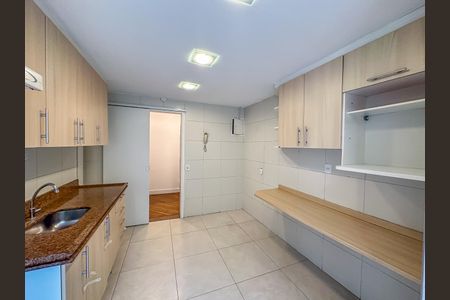 Apartamento à venda com 107m², 2 quartos e sem vagaCozinha